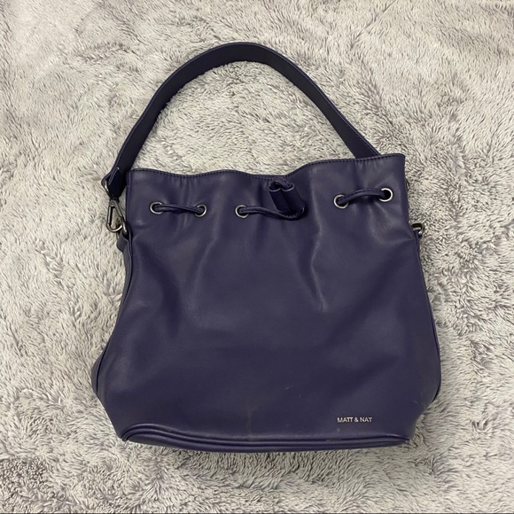 Matt & Nat Bucket Bag - Picture 1 of 5